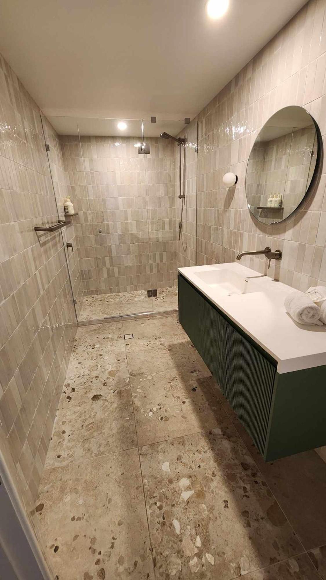 פוינט לוקאאוט Whale Watch Ocean Beach Resort מראה חיצוני תמונה