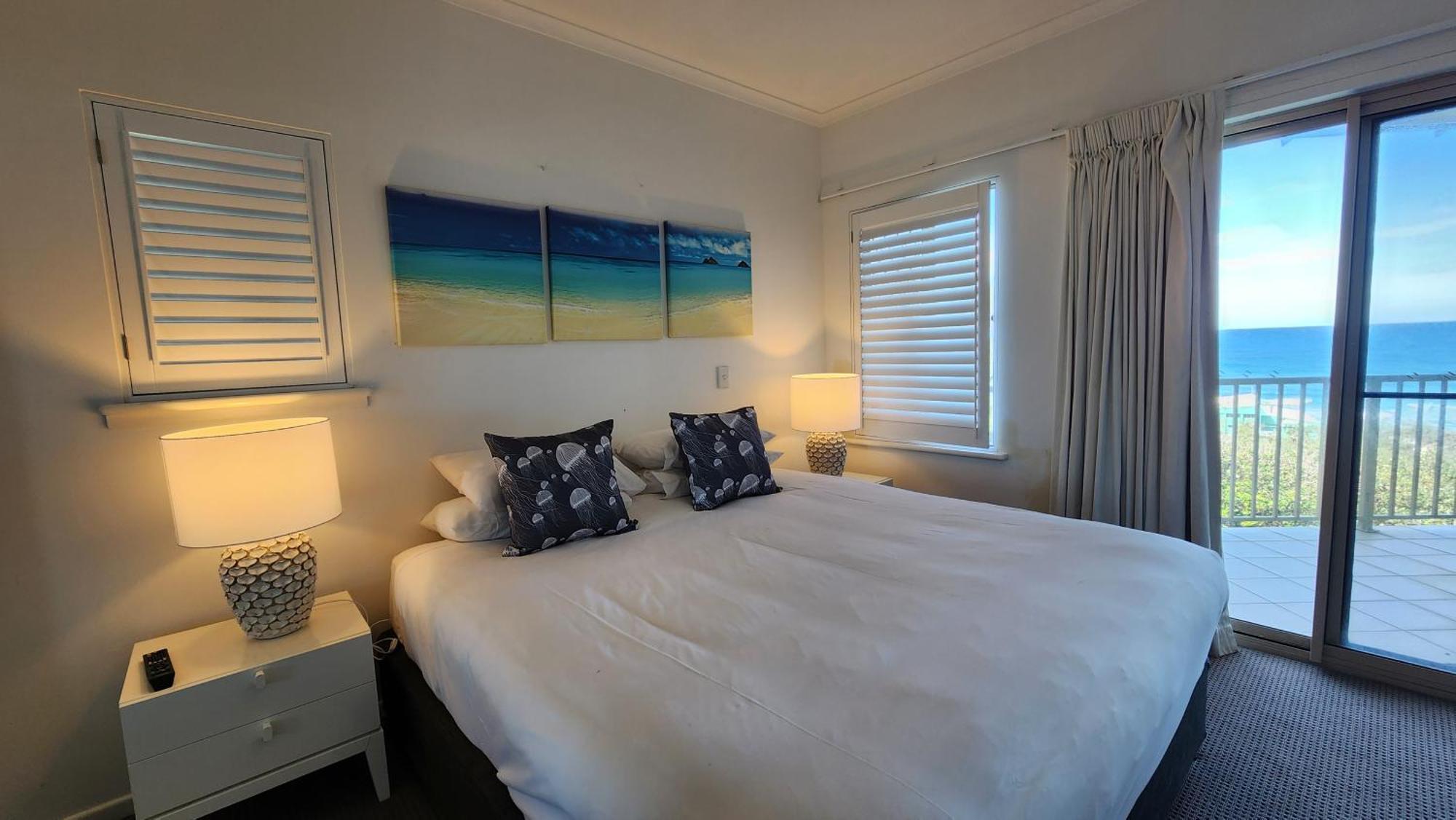 פוינט לוקאאוט Whale Watch Ocean Beach Resort מראה חיצוני תמונה