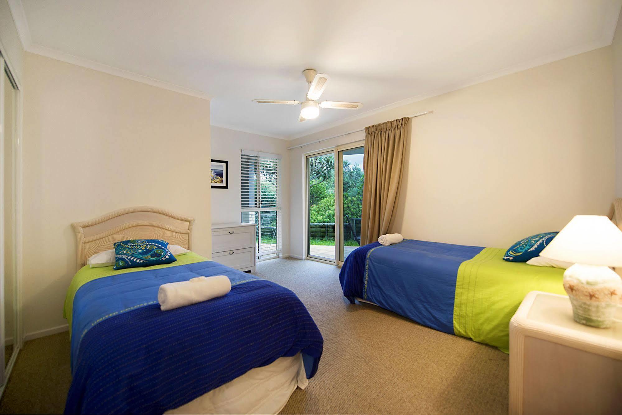 פוינט לוקאאוט Whale Watch Ocean Beach Resort מראה חיצוני תמונה